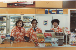 7-Eleven team members working in-store