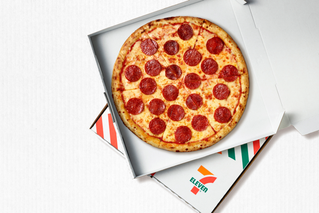 7-Eleven pizza