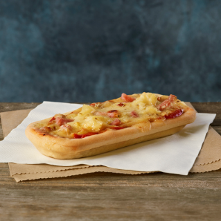 7-Eleven Hawaiian Traveller Pizza