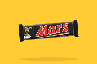 Mars, Snickers & Twix Medium Bar 35-57g varieties - $2.50ea or $2ea with My 7-Eleven